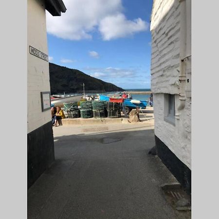 Ferienwohnung Molls Yard Newly Decorated Port Isaac Exterior foto